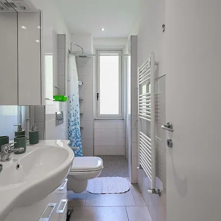 Apartment Perla Di E Parcheggio Gratuito In Loco Cernobbio